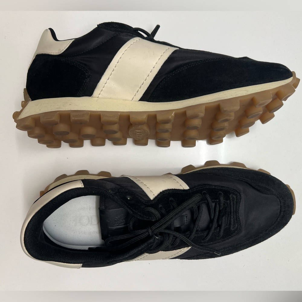 Tod’s Men Sneakers - like new! Size 8.5